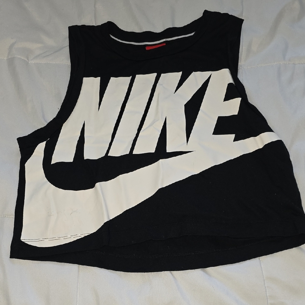 Nike Monochrome Logo Crop Top